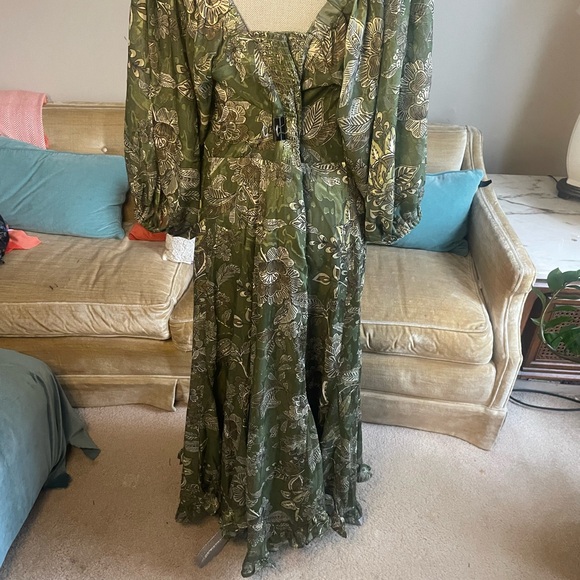 Hutch Printed Twist-Front Puff-Sleeve Ruffle-Hem Dress - Picture 6 of 8